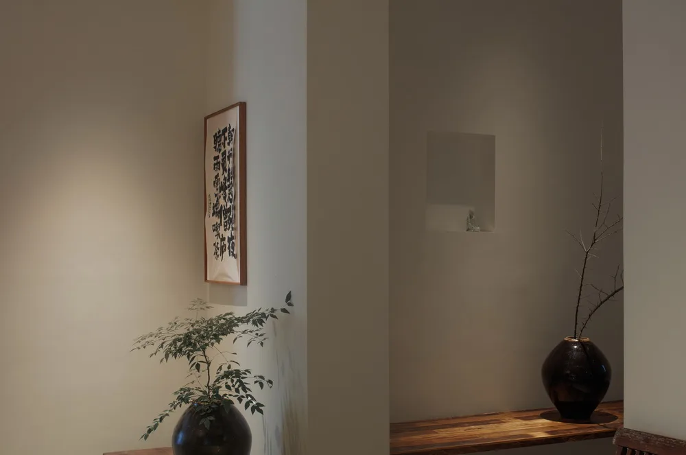 BIM建筑|在成都城中安放一片山林，是以不知春斋茶宿/ 时地建筑