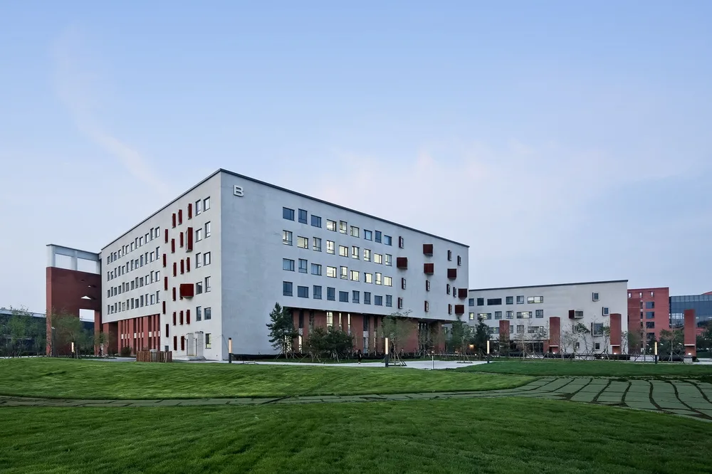 BIM建筑|东北大学文科2楼/THAD清华建筑设计院 庄惟敏