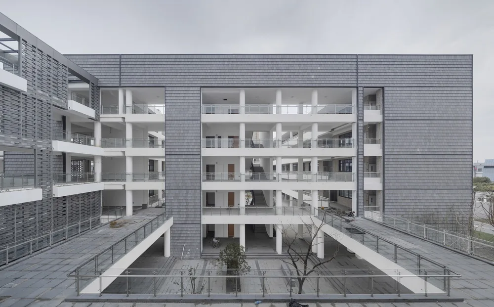 BIM建筑|重构“江南书院”：苏州高新区第四中学/中衡设计