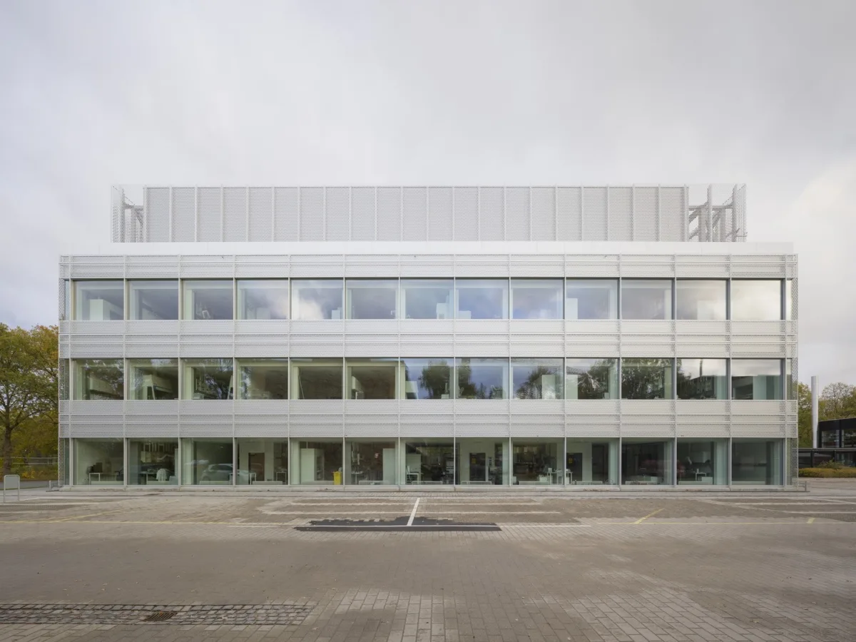 BIM建筑|丹麦技术大学生物工程研究实验楼 / Mikkelsen Architects