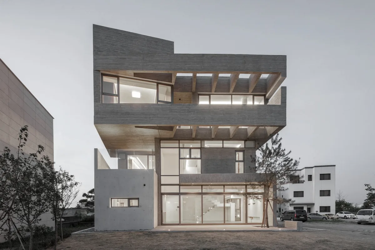BIM建筑|L.M住宅 / DESIGN GROUP COLLABO