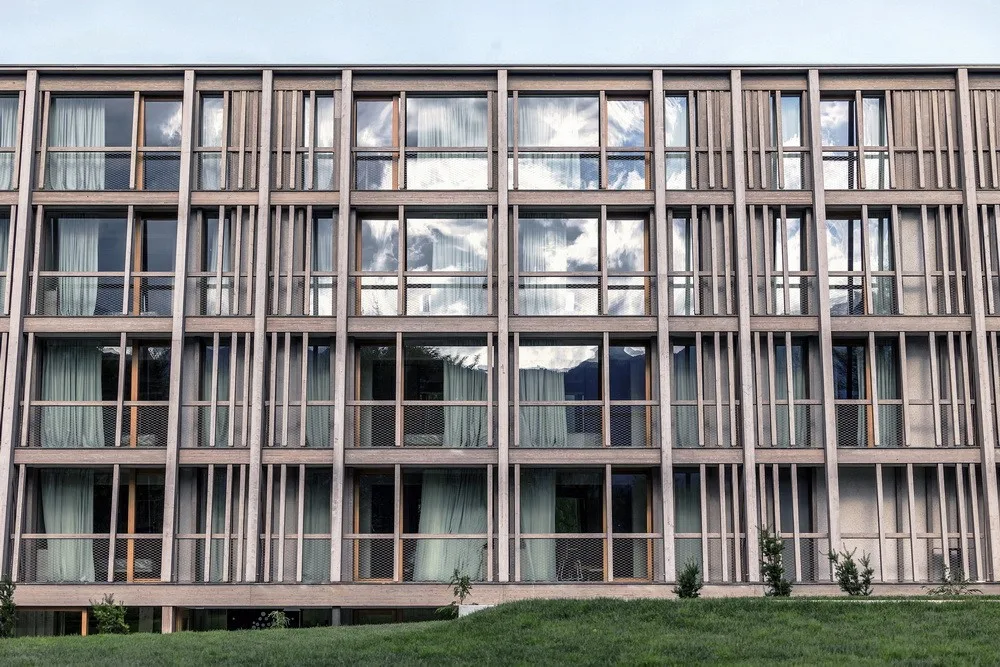 BIM建筑|Bohinj 酒店重建，文脉传承 / OFIS Architects