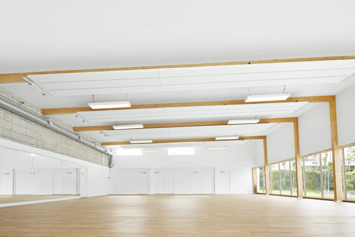 BIM建筑|法国第一座大麻混凝土砌块体育馆/Lemoal Lemoal Architectes