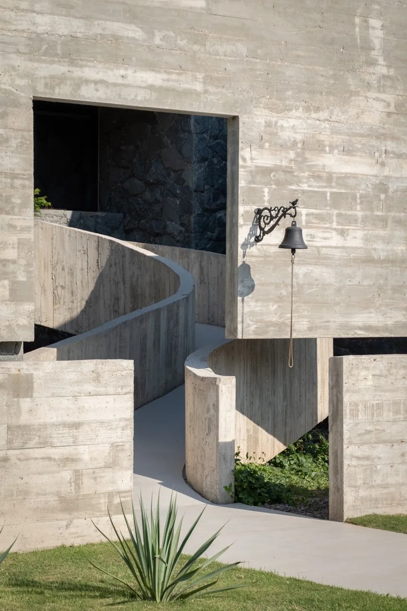 BIM建筑|Mono 住宅 / Patio Estudio