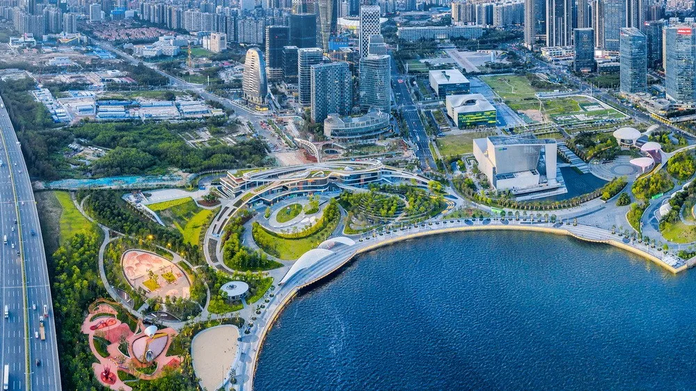 BIM建筑|点亮都市“明珠”：深圳宝安欢乐港湾东岸集群建筑设计 / Laguarda.Low Architects