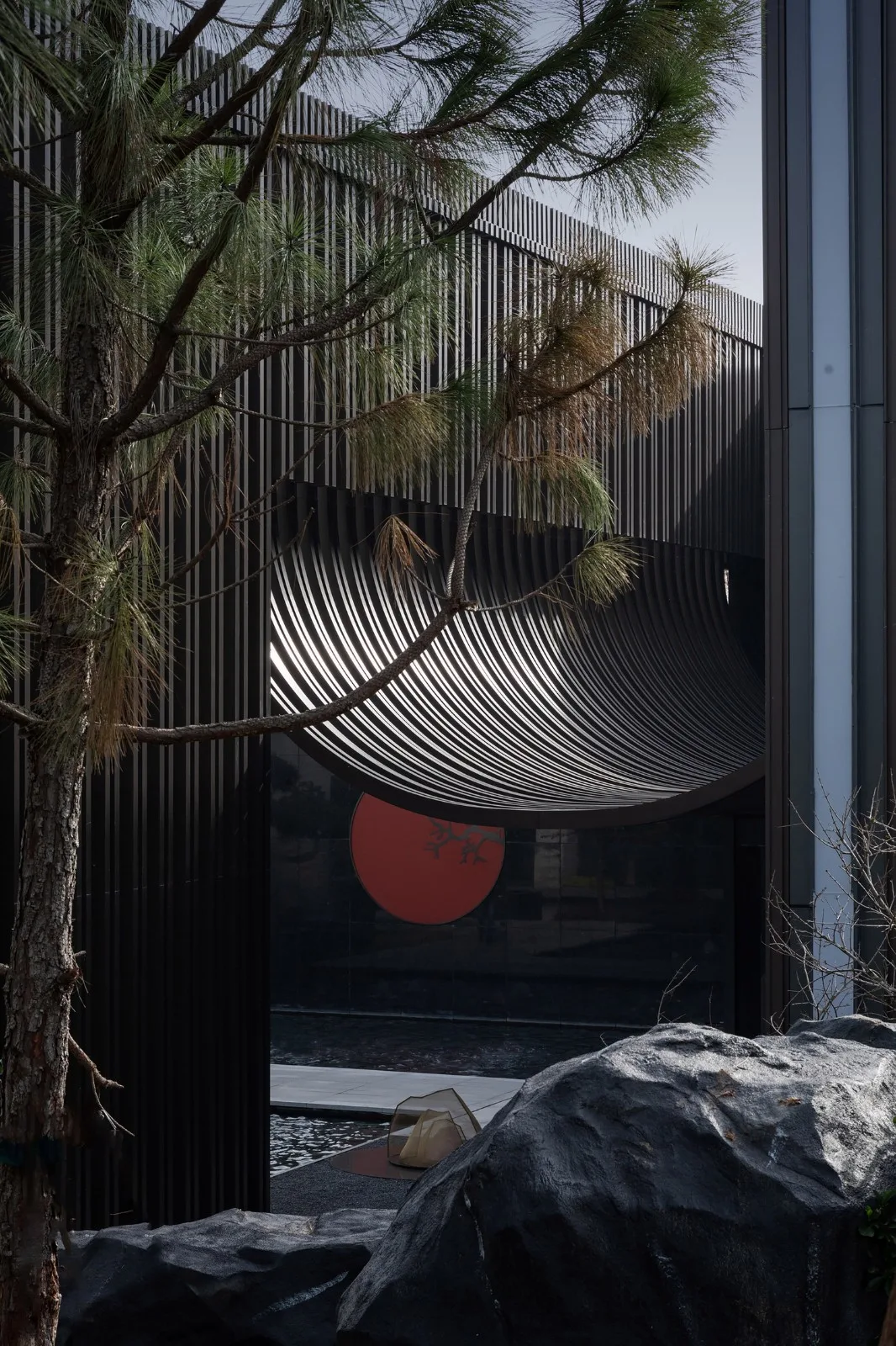 BIM建筑|美的禹洲·大河艺术馆/ PTA上海柏涛