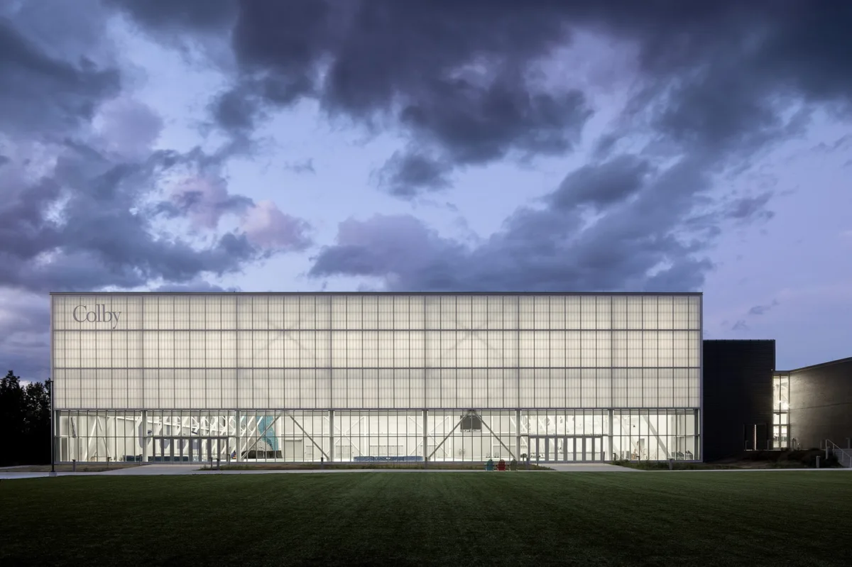 BIM建筑|白色方块-科尔比学院体育娱乐中心 Harold Alfond / Hopkins Architects + Sasaki