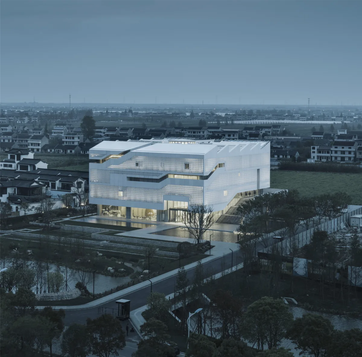 BIM建筑|“方仓圆廪”的田园理想，海门云谷农展馆/gad