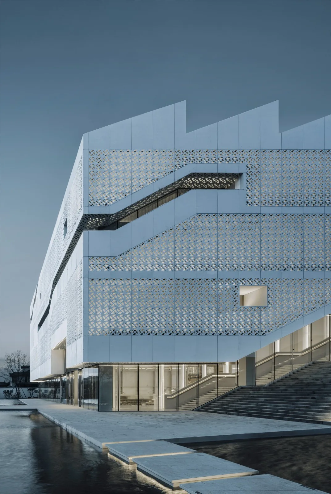 BIM建筑|“方仓圆廪”的田园理想，海门云谷农展馆/gad