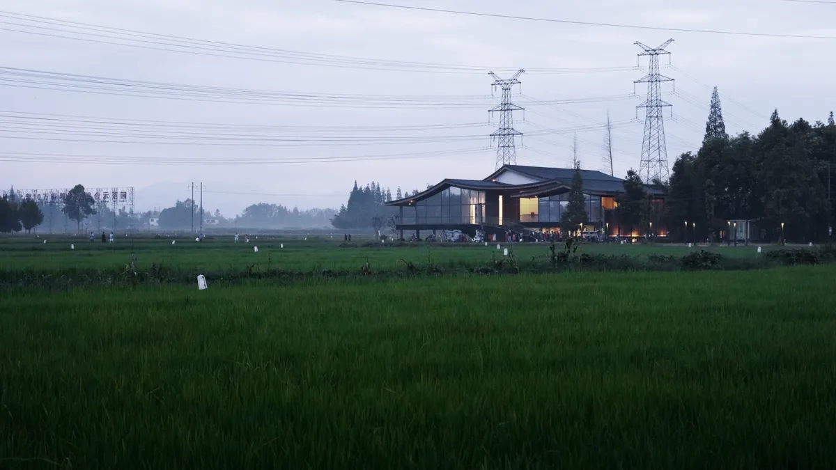 BIM建筑|最好的粮油在田间——耕田上的院子，村落中的乐园/小隐建筑事务所