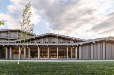 BIM建筑|Bohinj 酒店重建，文脉传承 / OFIS Architects-BIM建筑网