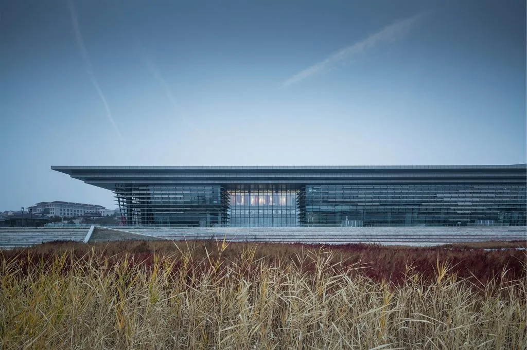 BIM建筑|长岛海洋生态文明综合试验区展览馆 / 华南理工大学建筑设计研究院工作十室+烟台市建筑设计研究院
