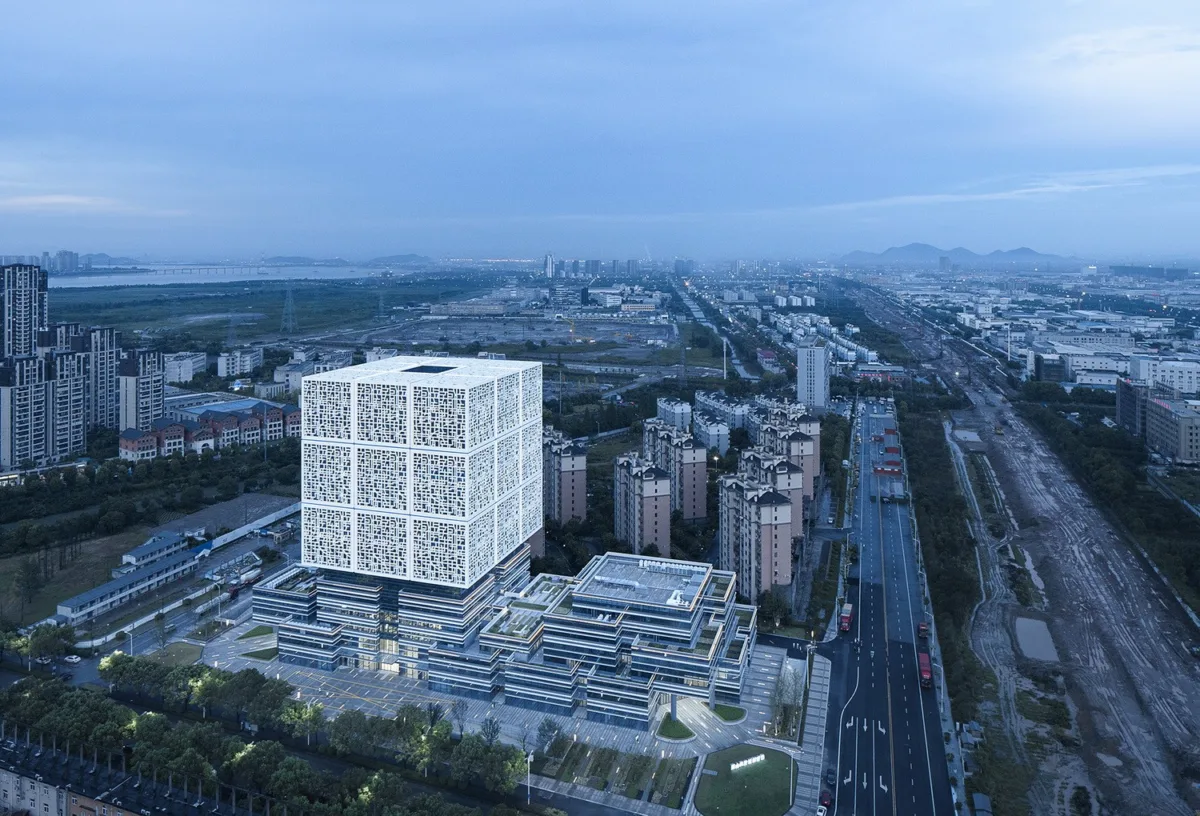 BIM建筑|“能量魔方” 萧山科技城创业谷 / 浙江大学建筑设计研究院有限公司