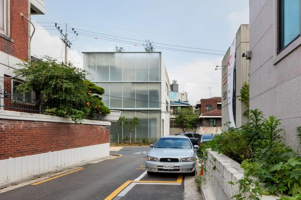 BIM建筑|thisisneverthat 时装工作室 / FHHH FRIENDS