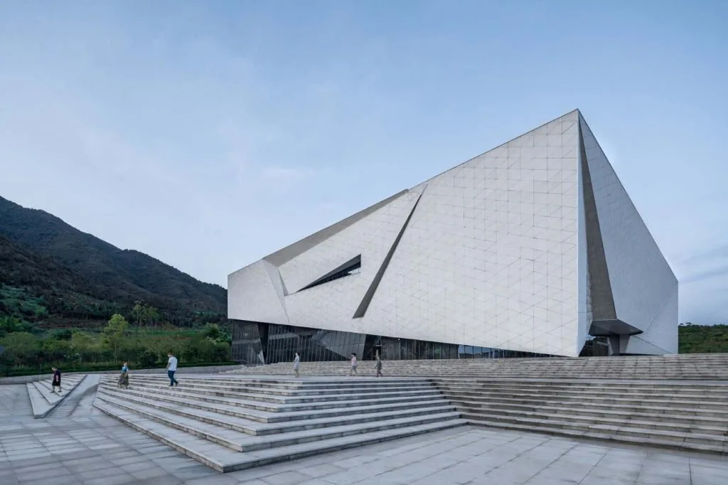 BIM建筑|南方红军三年游击战争纪念馆 / 华建集团上海建筑设计研究院