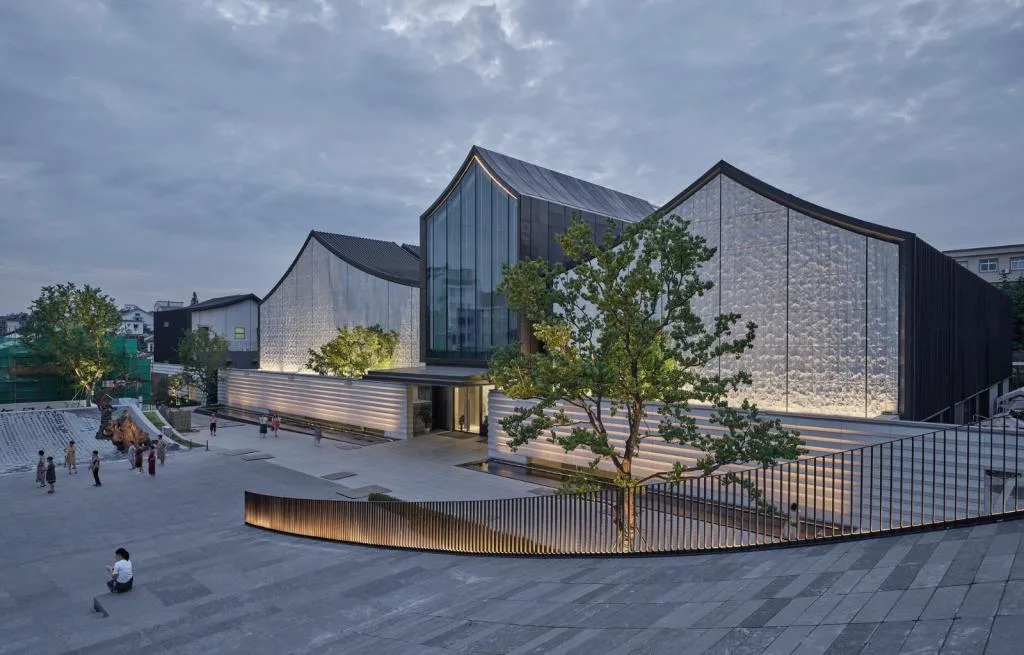 BIM建筑|徐渭艺术馆+青藤广场 / 浙江大学建筑设计研究院 ACRC