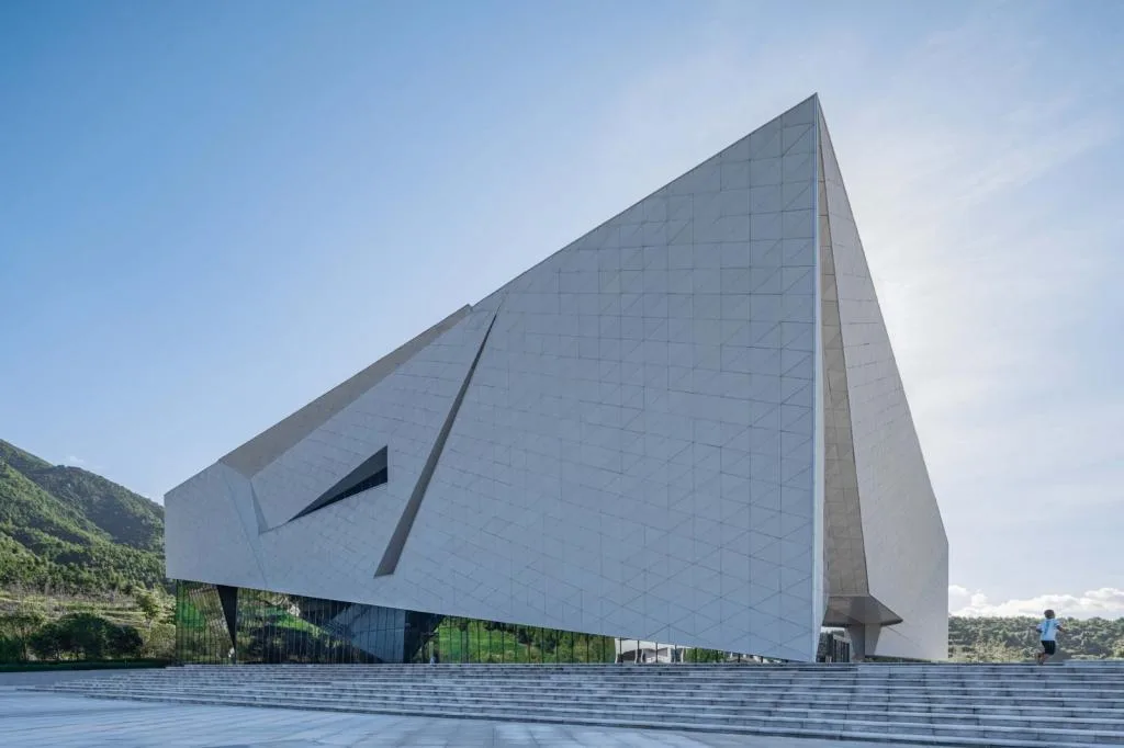 BIM建筑|南方红军三年游击战争纪念馆 / 华建集团上海建筑设计研究院