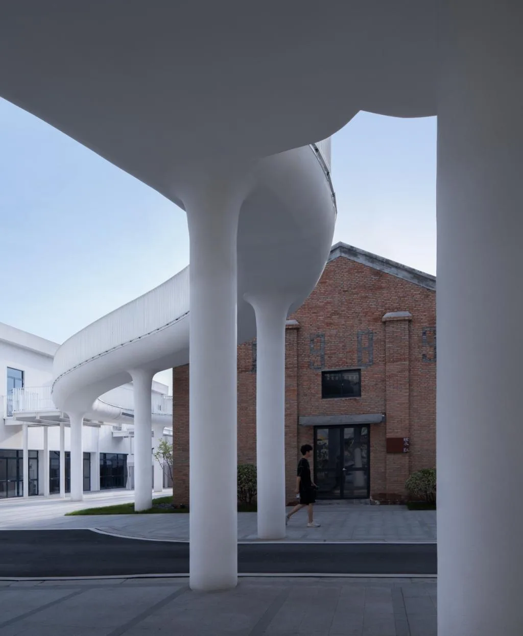BIM建筑|​基于创新的旧改策略：江南绣衣厂 / 米丈建筑