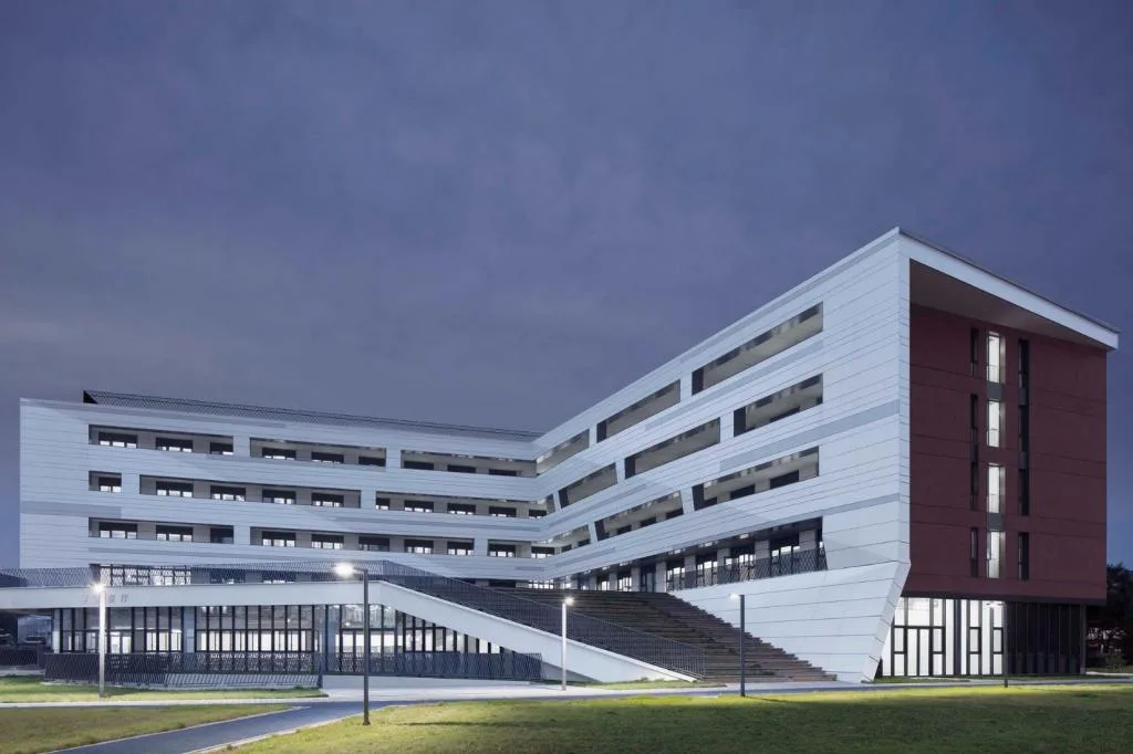 BIM建筑|北京人大附中航天城学校 / 北京市建筑设计研究院