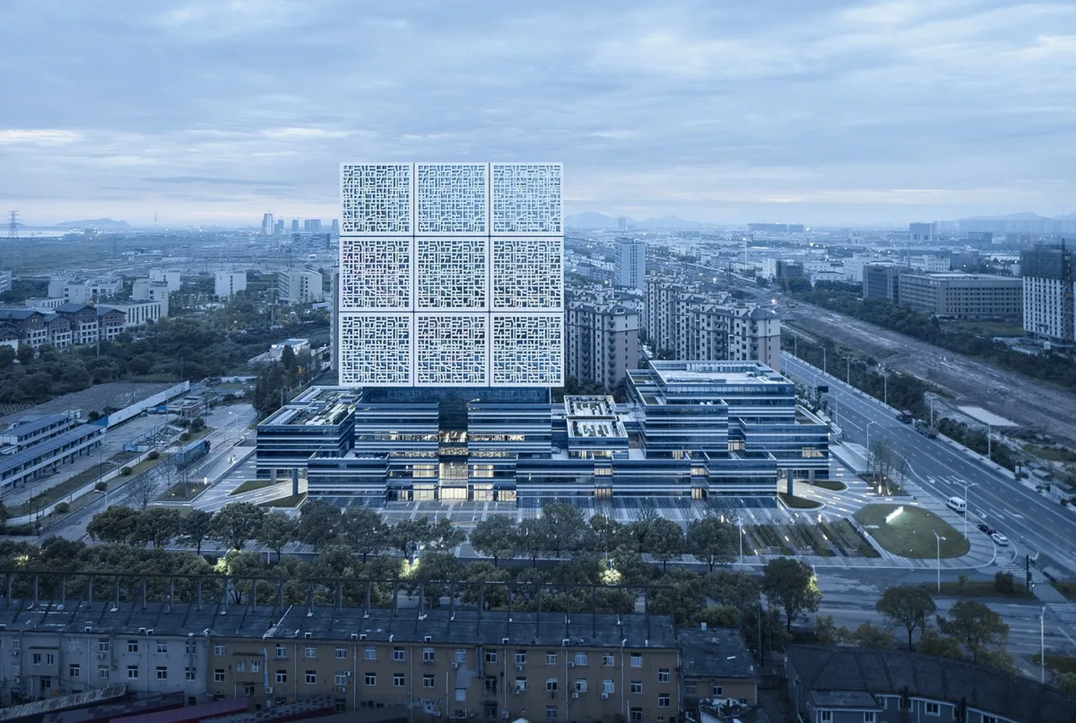 BIM建筑|“能量魔方” 萧山科技城创业谷 / 浙江大学建筑设计研究院有限公司