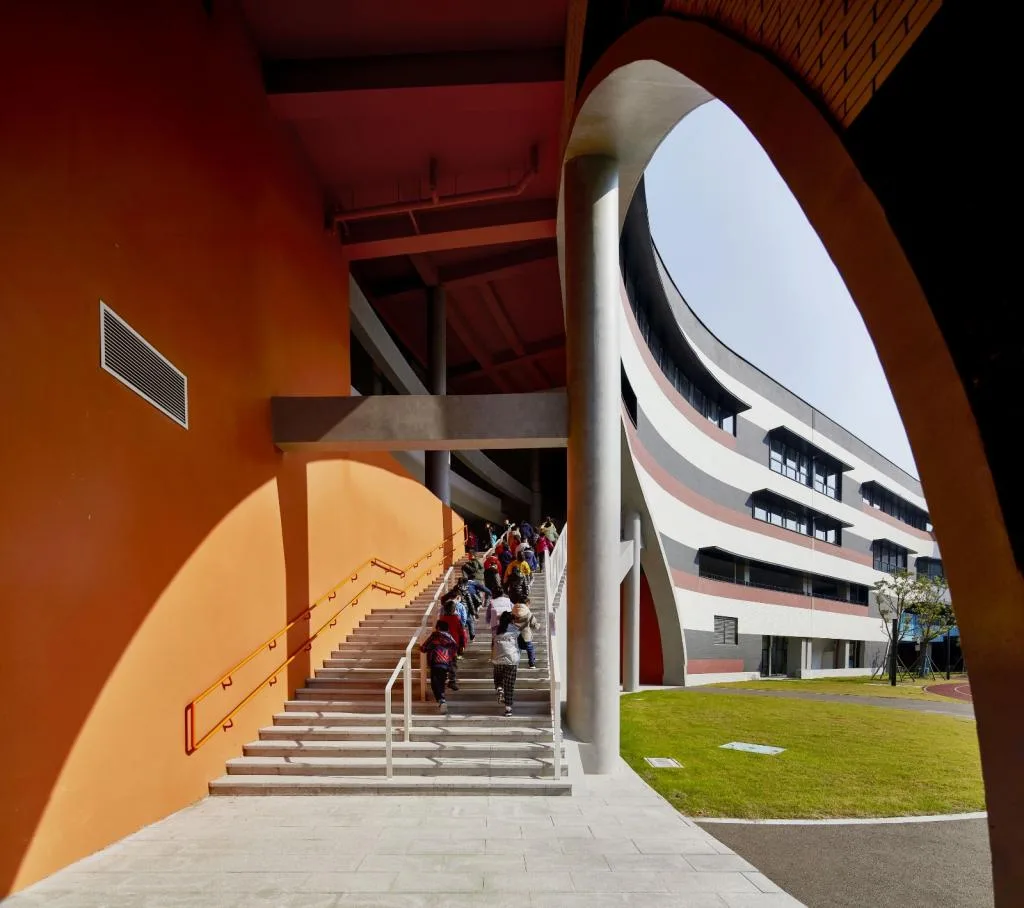BIM建筑|苏州科技城天佑实验小学及幼儿园 / BAU