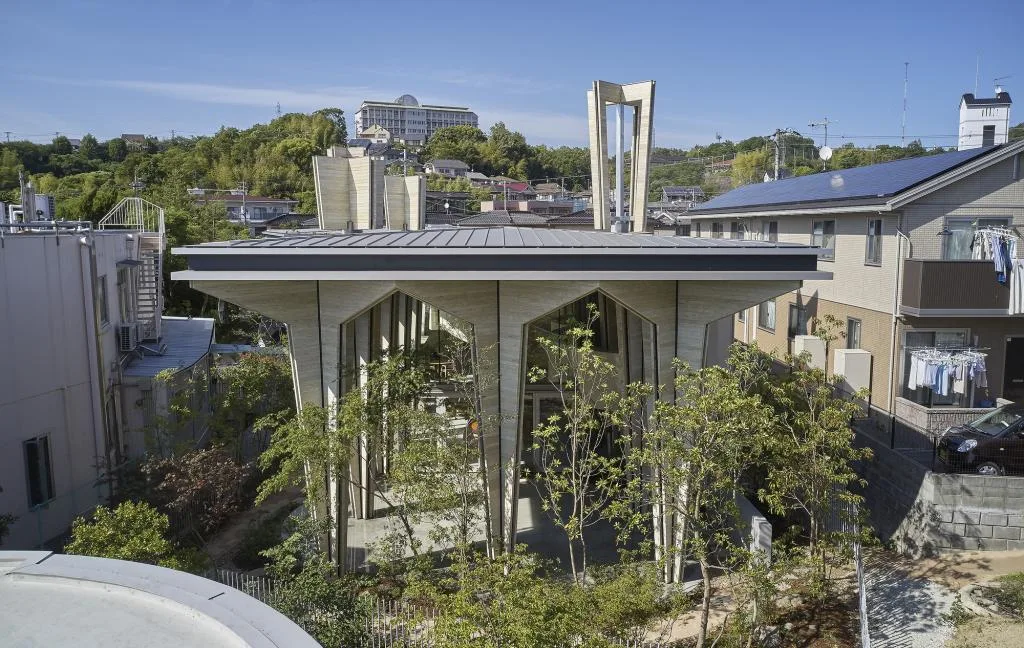 BIM建筑|巨构与小人儿，筑紫森林幼儿园 / UID Architects