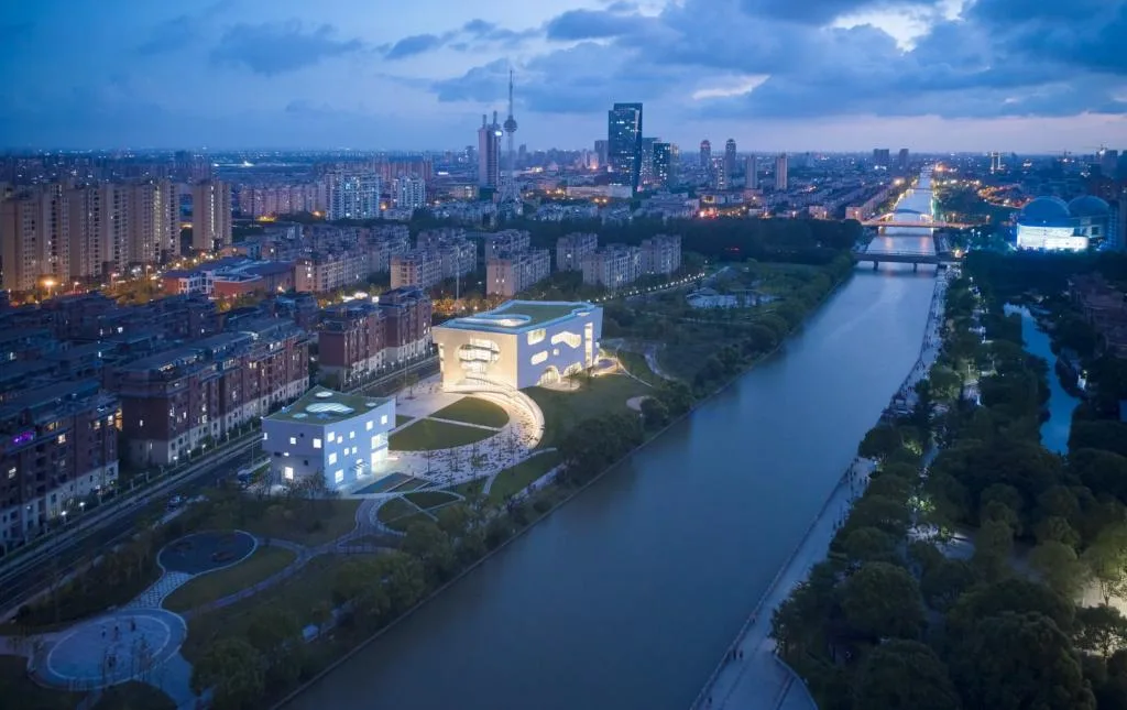 BIM建筑|上海中粮南桥半岛文体中心与医疗服务站 / Steven Holl Architects