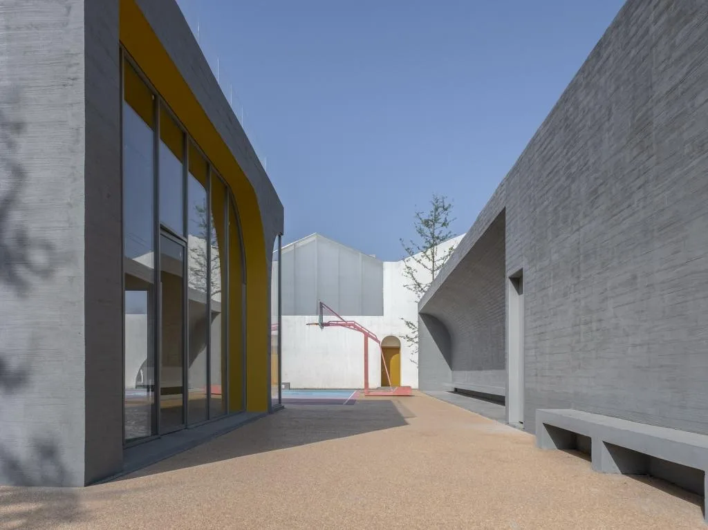 BIM建筑|秦厂村社区中心党建综合体 / Studio 10