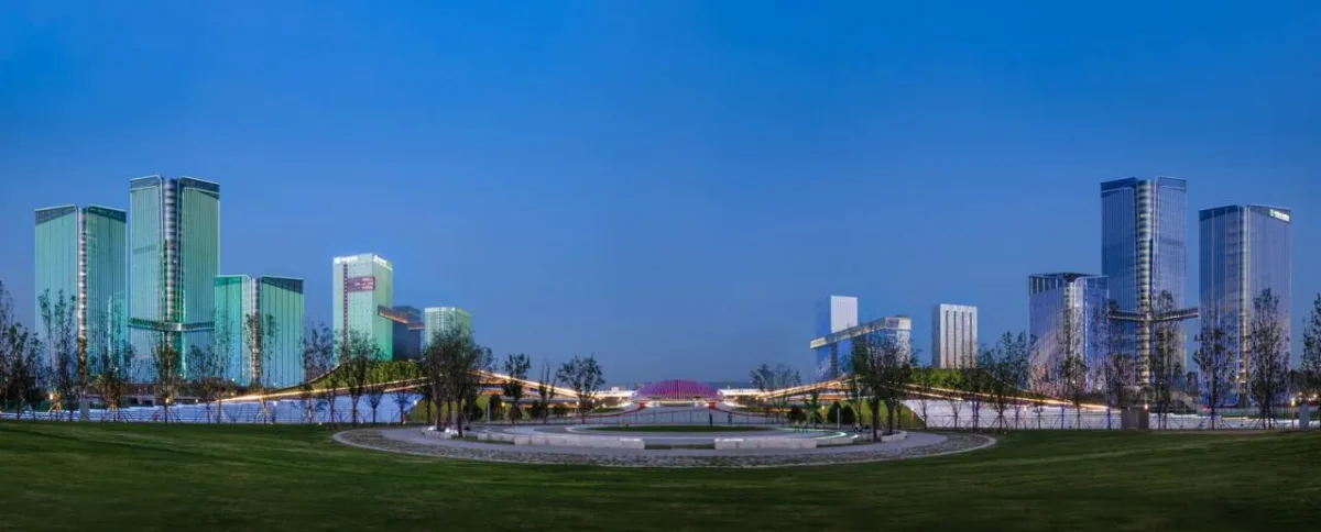 BIM建筑|最美全运会完美收官，奥体中轴之门继续绽放新的生命力 / 三益建筑设计