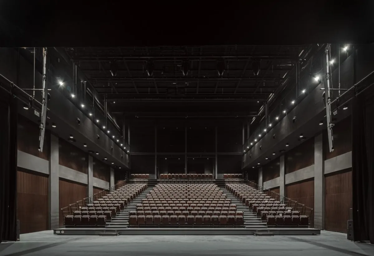 BIM建筑|阿那亚剧场 Aranya Theatre / 迹·建筑事务所（TAO）