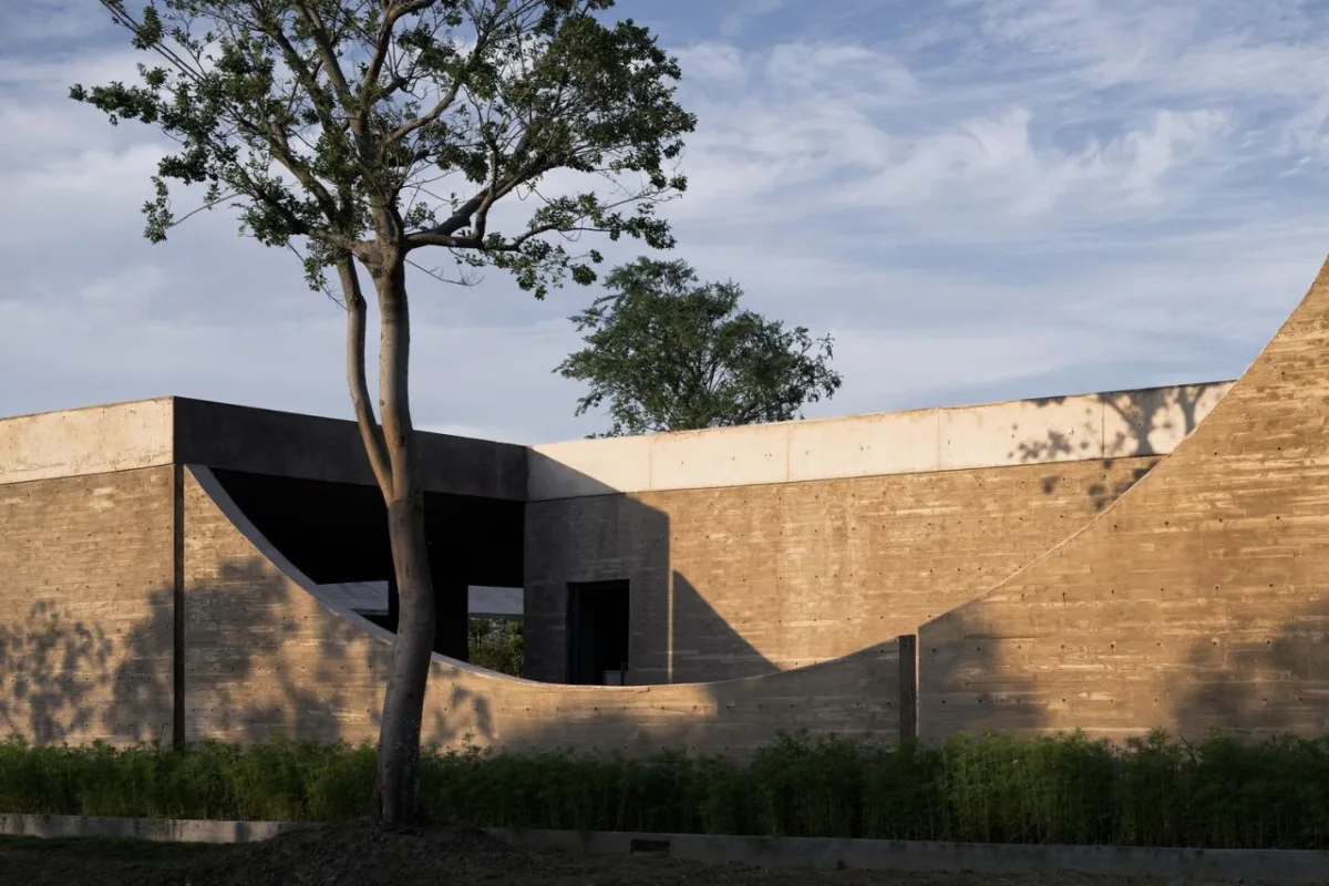 BIM建筑|石湾猪舍里展厅 / 其实建筑事务所 BIM建筑|石湾猪舍里展厅 / 其实建筑事务所