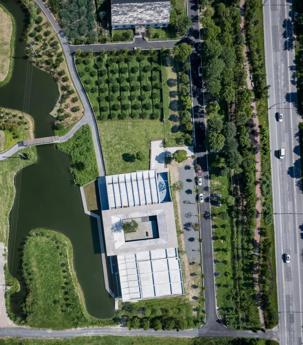 BIM建筑|石湾猪舍里展厅 / 其实建筑事务所 BIM建筑|石湾猪舍里展厅 / 其实建筑事务所