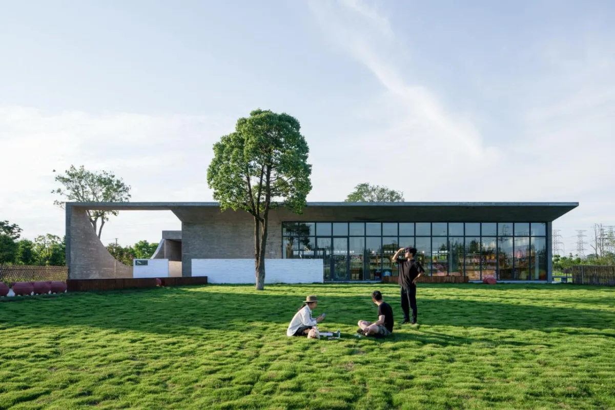 BIM建筑|石湾猪舍里展厅 / 其实建筑事务所 BIM建筑|石湾猪舍里展厅 / 其实建筑事务所