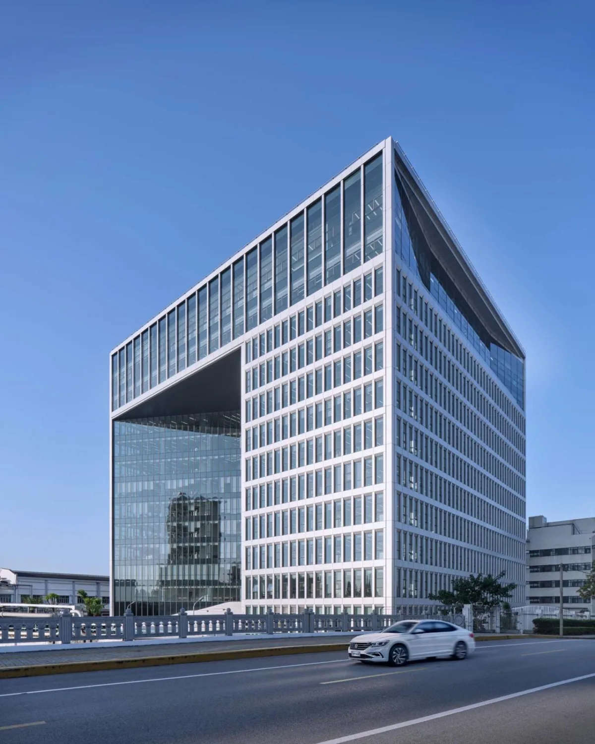BIM建筑|上海上汽大众技术中心 / HPP建筑事务所