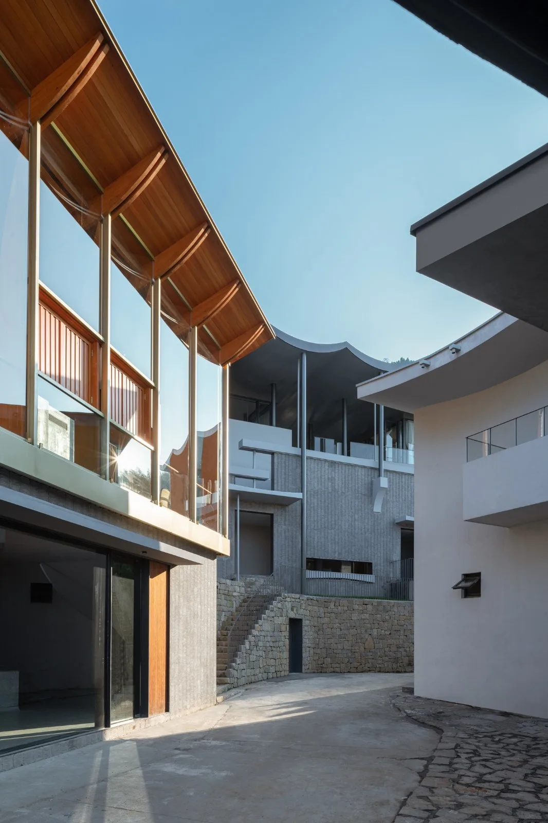 BIM建筑|雨屋 / 来建筑设计工作室