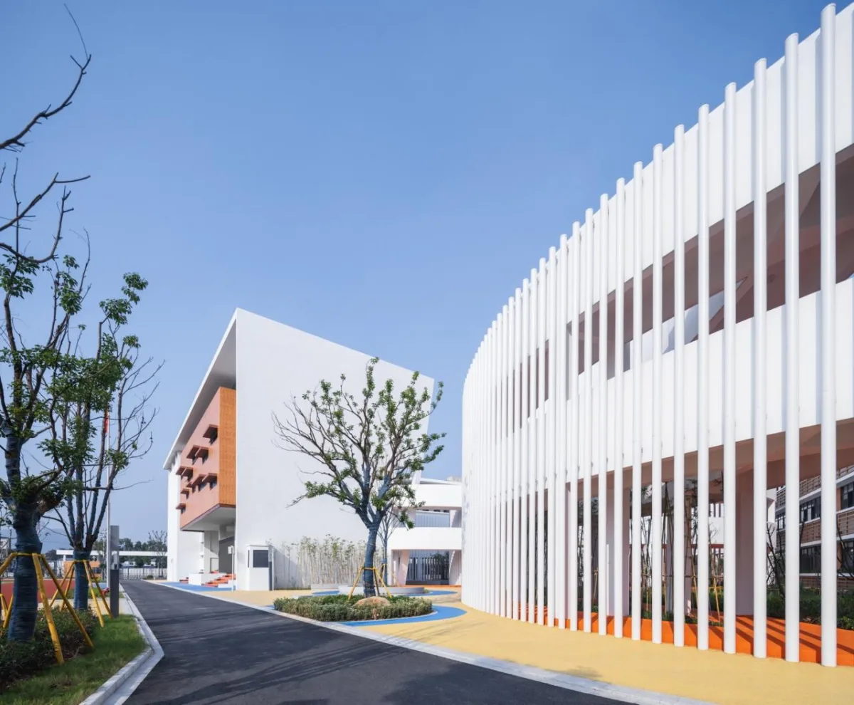 BIM建筑|维度的转移：凤西小学 / 米丈建筑
