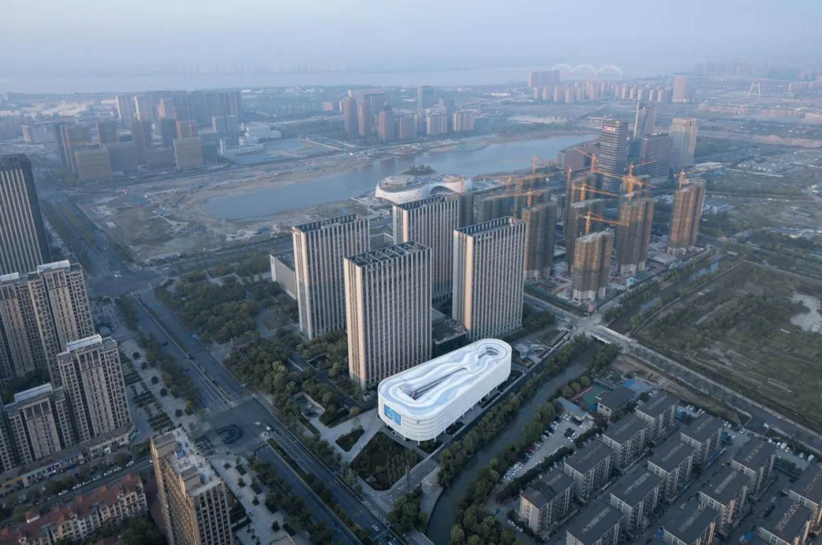 BIM建筑|来自停车楼的逆袭：杭州钱投海达停车楼 / 浙江大学建筑设计研究院有限公司