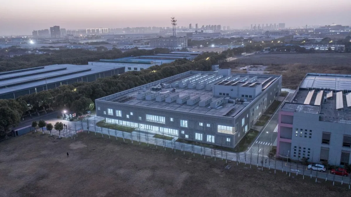 BIM建筑|和椿科技二号厂房 / 张朋千建筑事务所