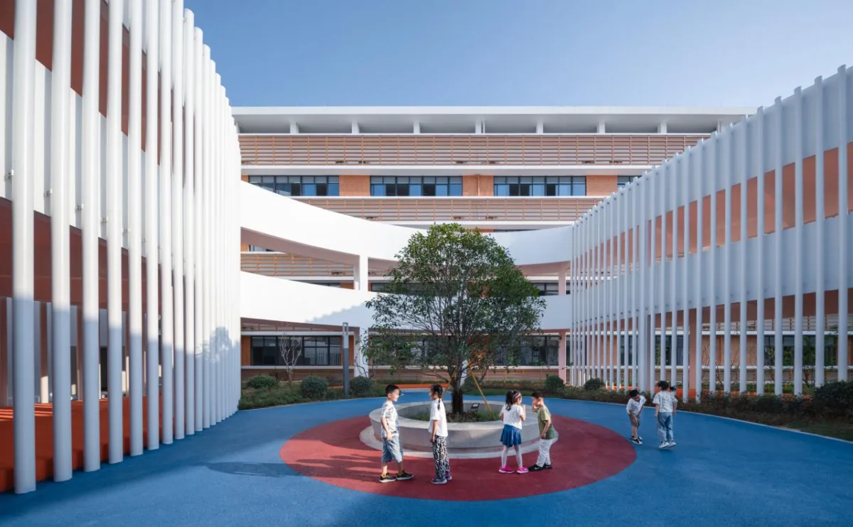 BIM建筑|维度的转移：凤西小学 / 米丈建筑