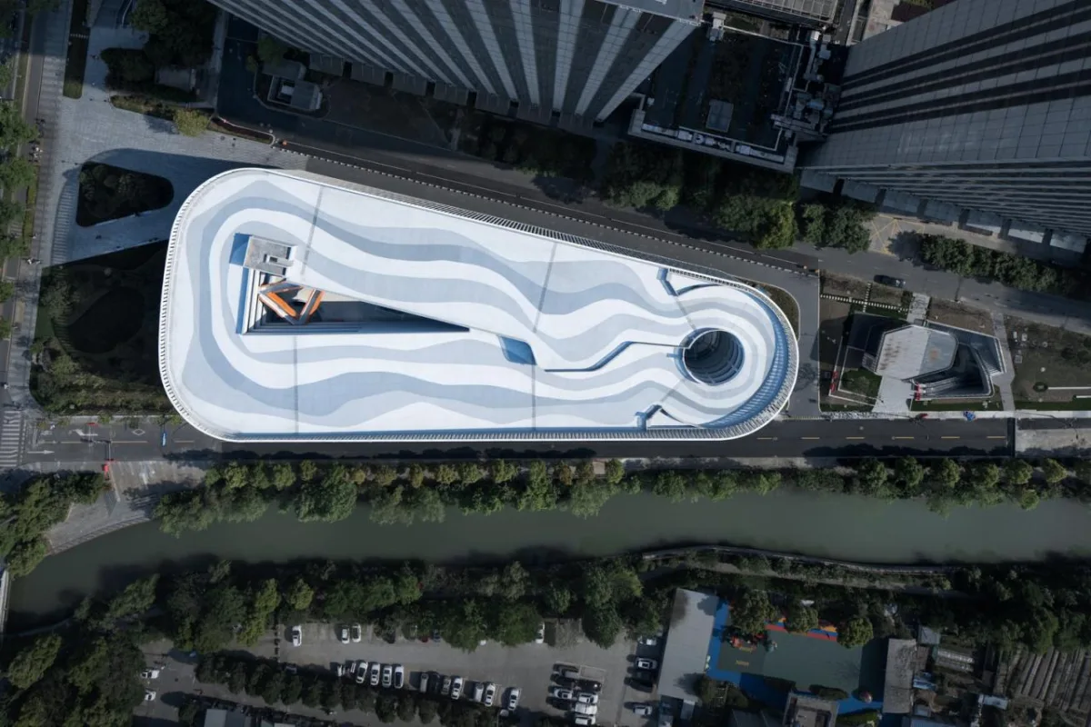 BIM建筑|来自停车楼的逆袭：杭州钱投海达停车楼 / 浙江大学建筑设计研究院有限公司