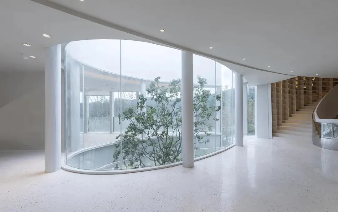 BIM建筑|藏马山飞毯 ：亲子活动中心 / 栖城设计