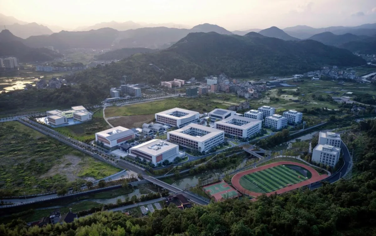 BIM建筑|树下问道，山间筑园 ——乐清市荆山公学 / 浙江大学建筑设计研究院有限公司