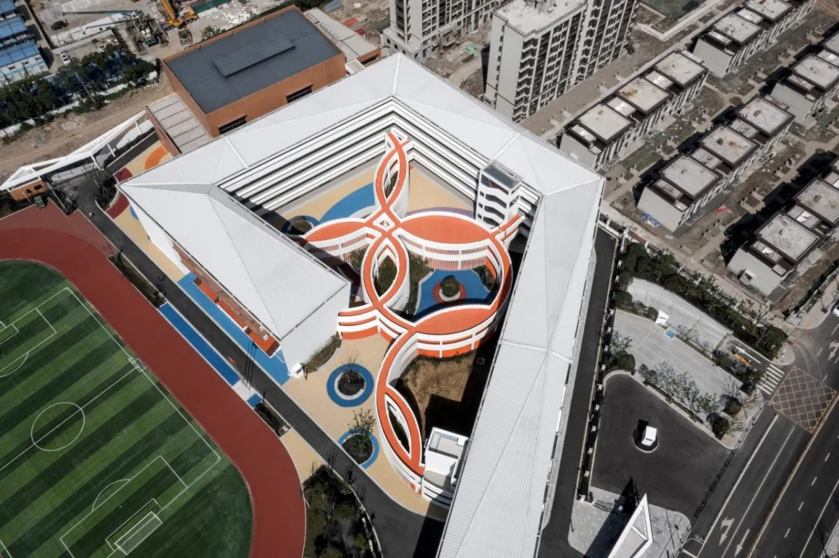 BIM建筑|维度的转移：凤西小学 / 米丈建筑