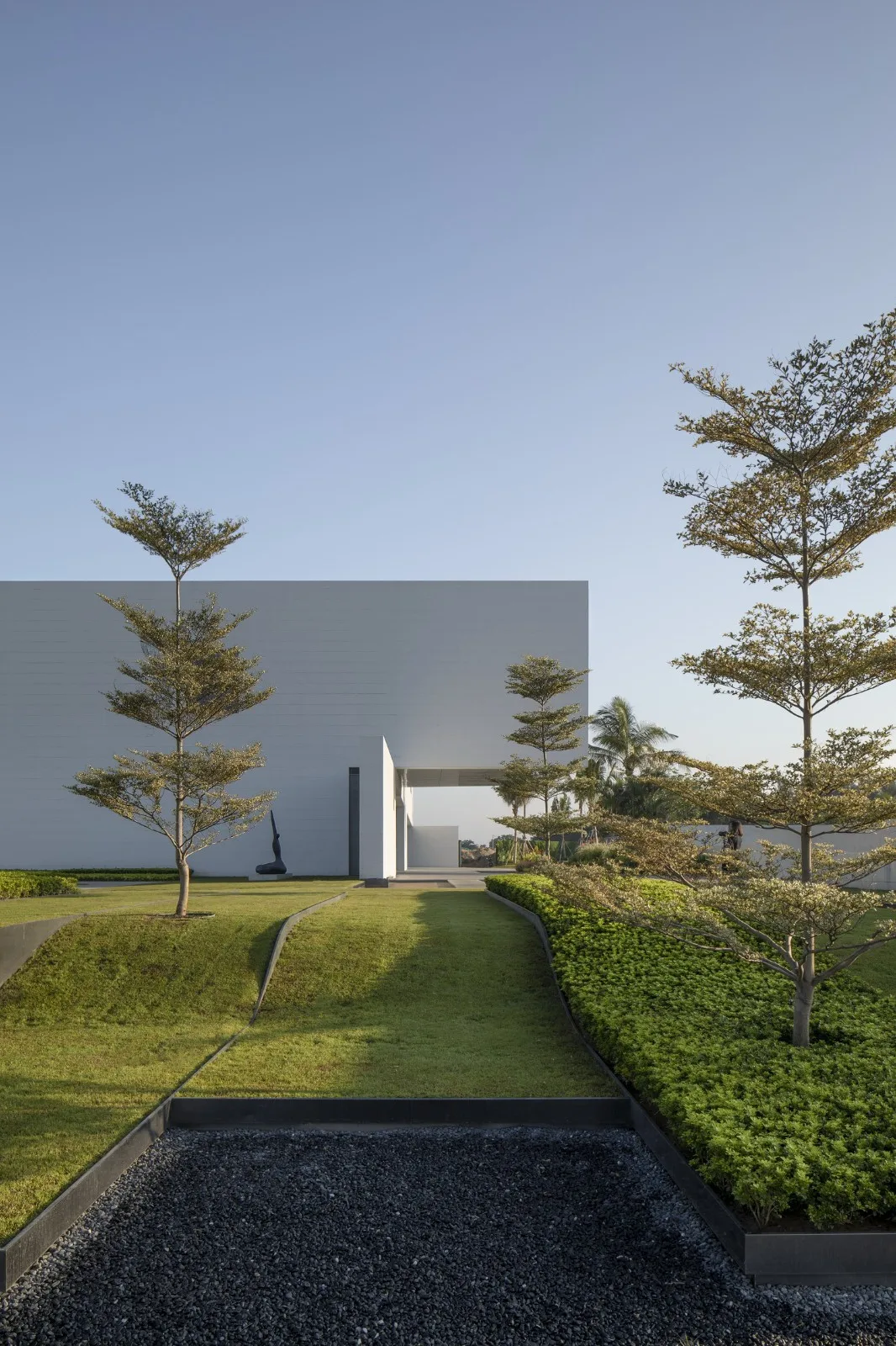 BIM建筑|打破墙的边界: 海口市国际免税城接待中心 / aoe事建组