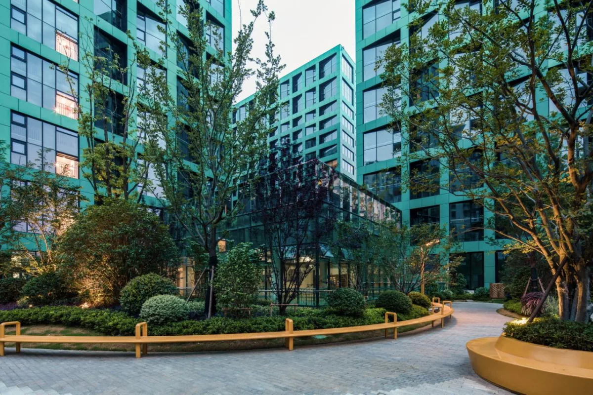 BIM建筑|南京银城KinmaQ+社区 / 优意建筑设计