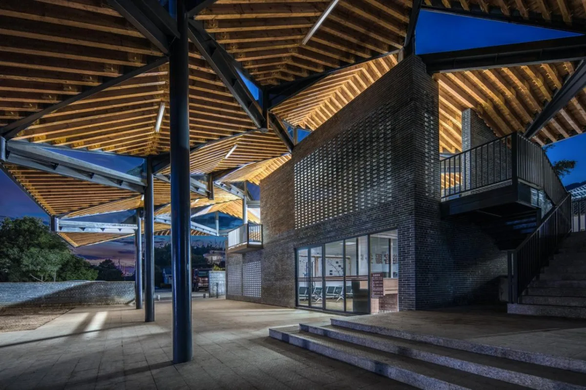 BIM建筑|乡土建筑的单元式转译 ——南粤古驿道梅岭驿站创作实践 / GDAD-城市建筑工作室
