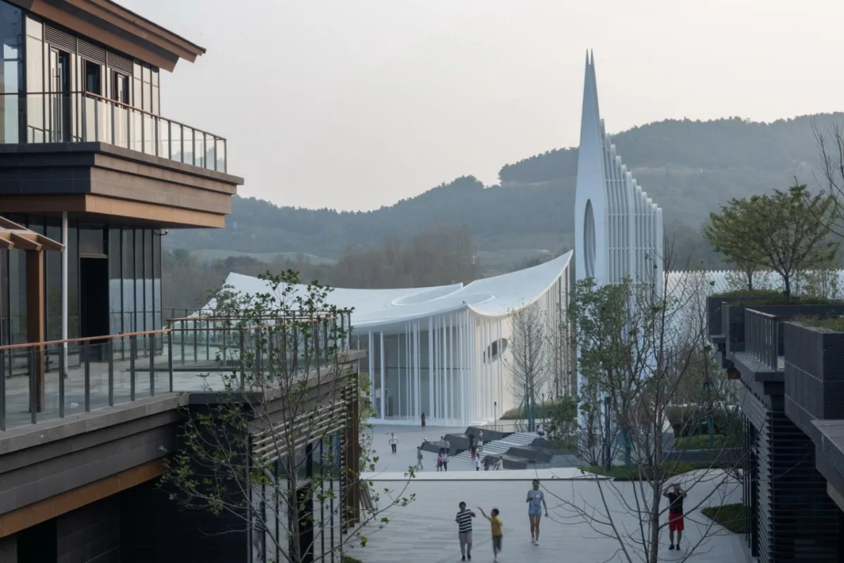 BIM建筑|藏马山飞毯 ：亲子活动中心 / 栖城设计