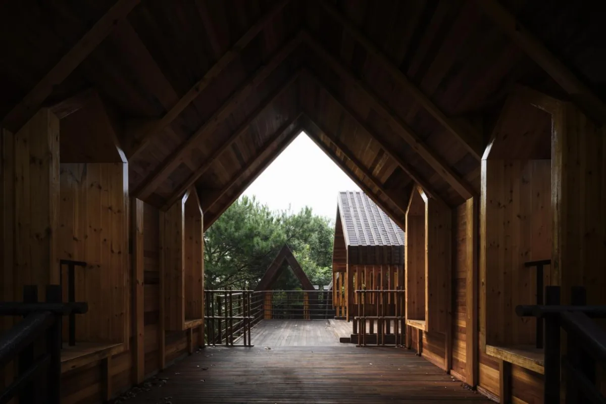 BIM建筑|木屋小镇：岛屿 · 丛林 · 小木屋，九江 / 平介设计