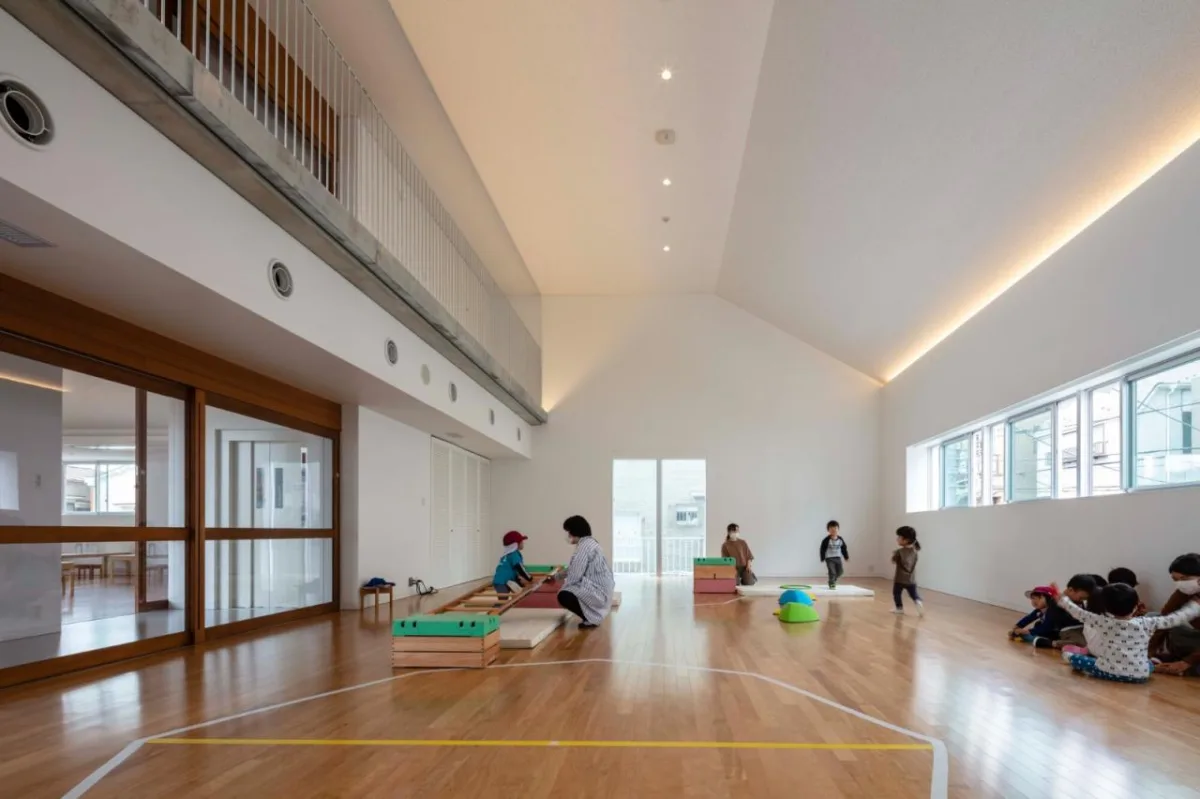 BIM建筑|大C布局，东立石托儿所 / 相坂研介事务所