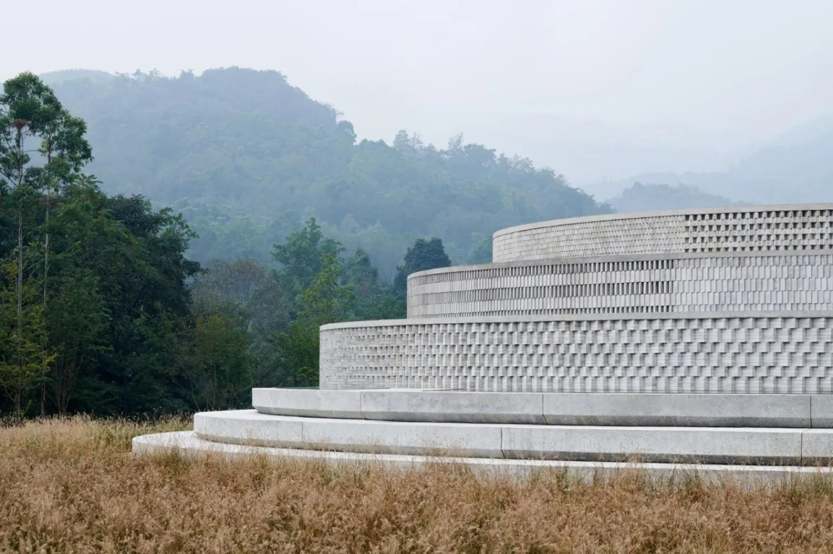 BIM建筑|叠川麦芽威士忌酒厂 / 如恩设计研究室
